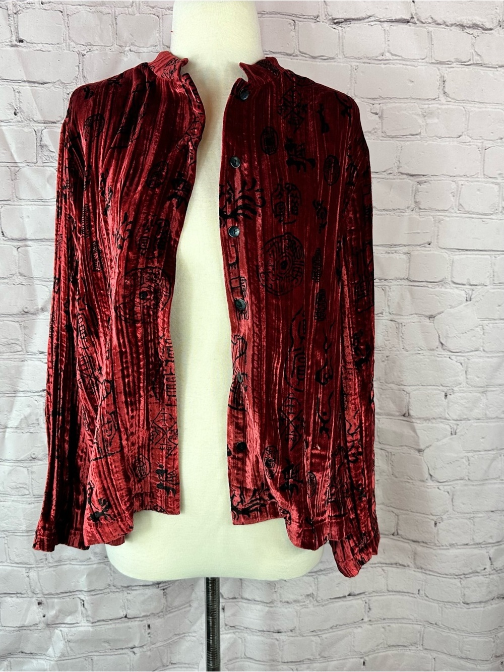 vtg Chico's (2) burgundy crushed Velvet tunic layer women L plisse pleated